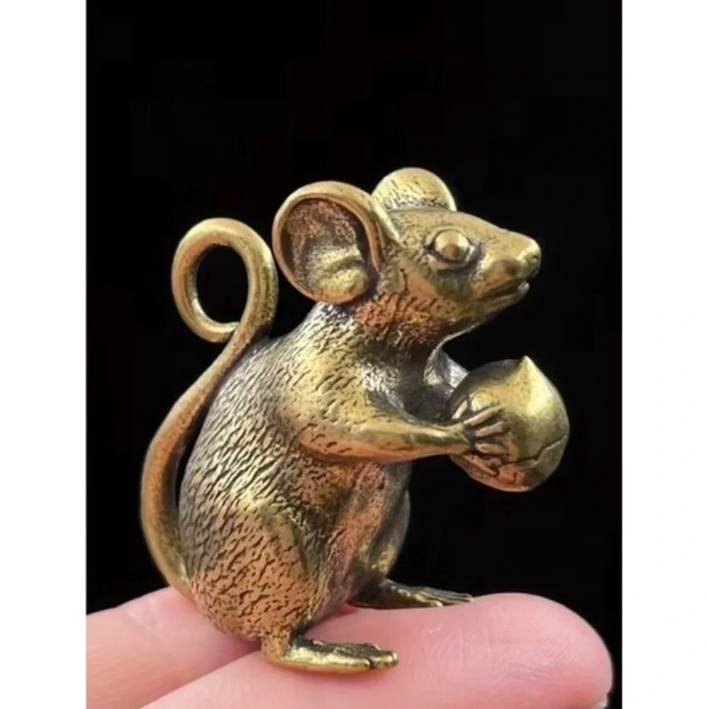 Mouse Brass Mouse Figure Holding Acorn‎ Trinket Charm Sculpture New